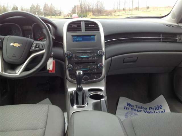 Chevrolet Malibu 2015 photo 16